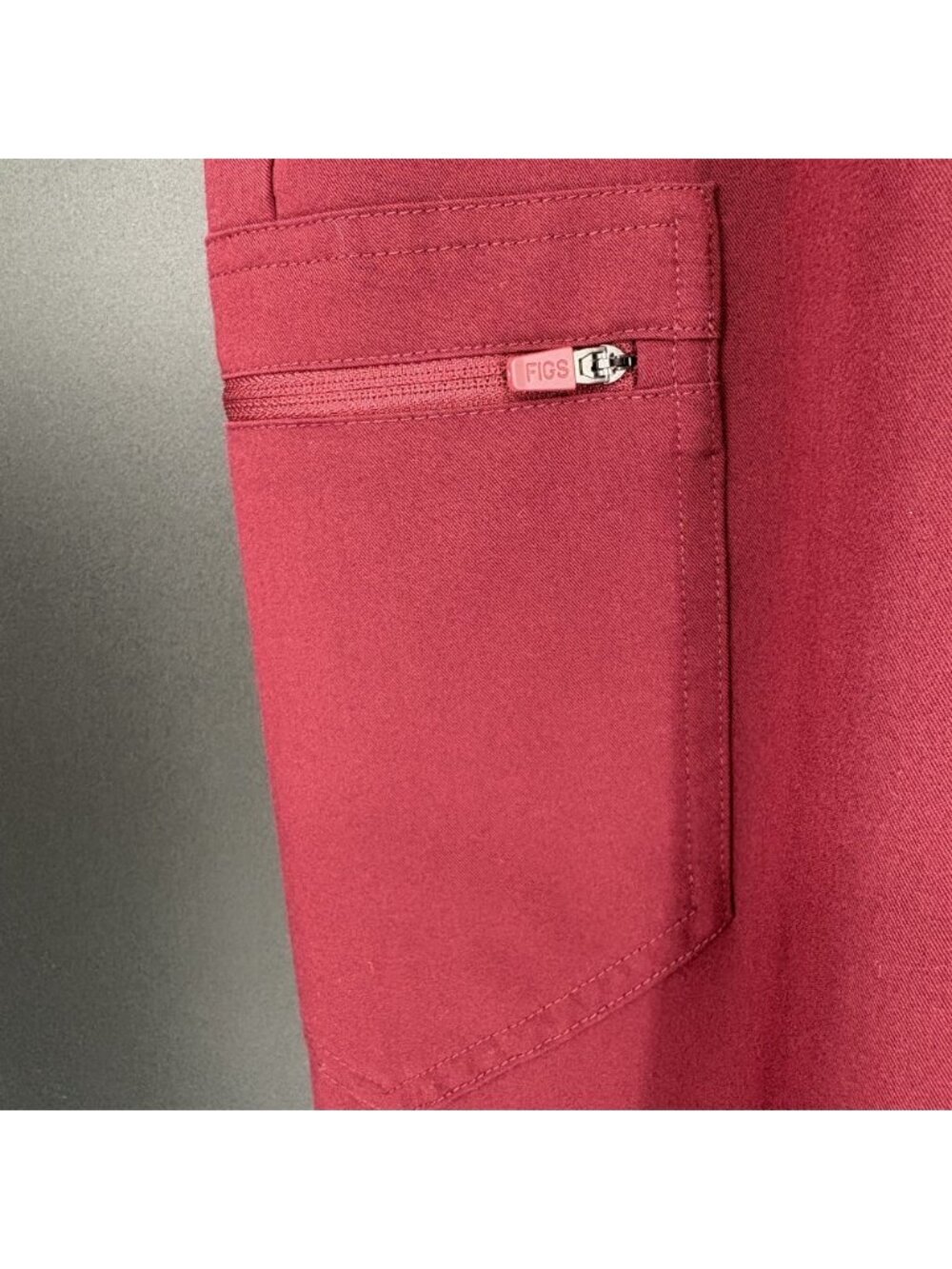 FIGS Women's Zamora Jogger Scrub Pants S Burgundy Healthcare Nursing Medical - Picture 4 of 11